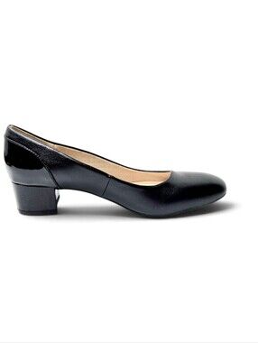 Life Stride Erica Pumps. Black 9